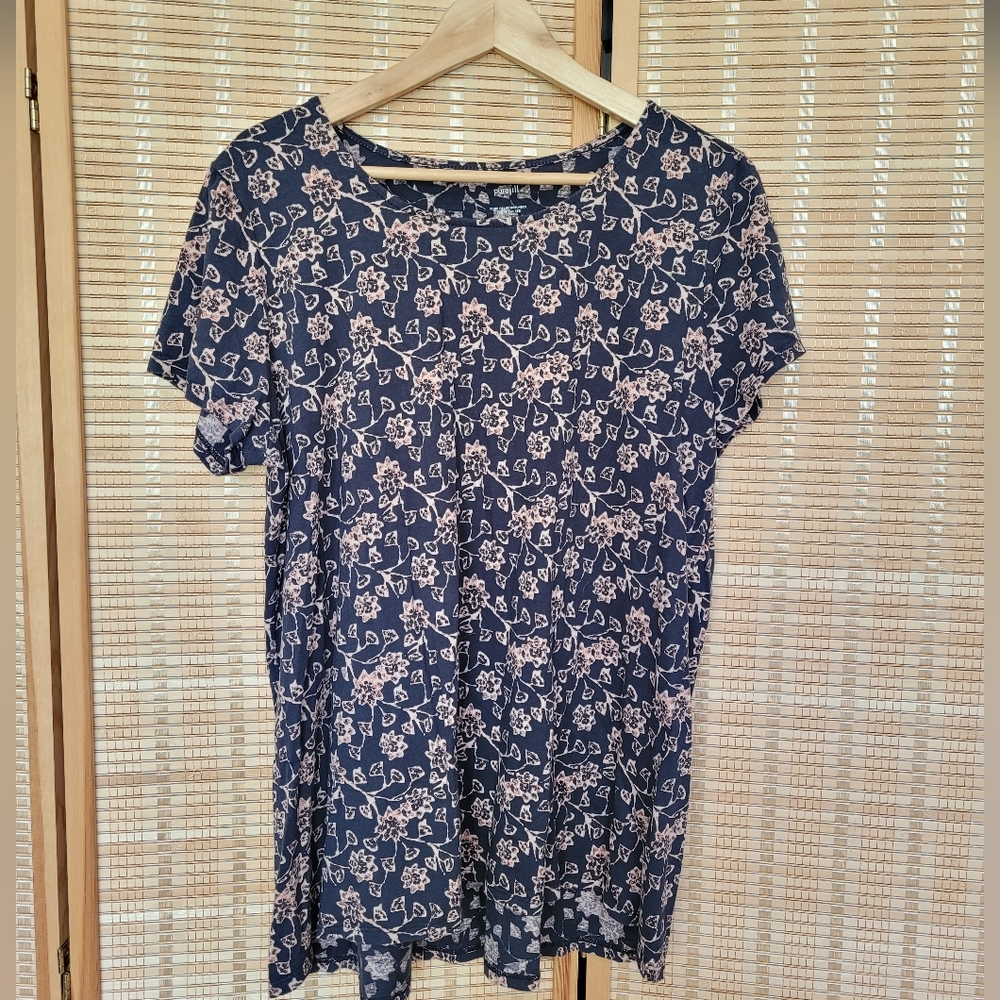 eHome Pure Jill Scoop-Neck Elliptical Tee